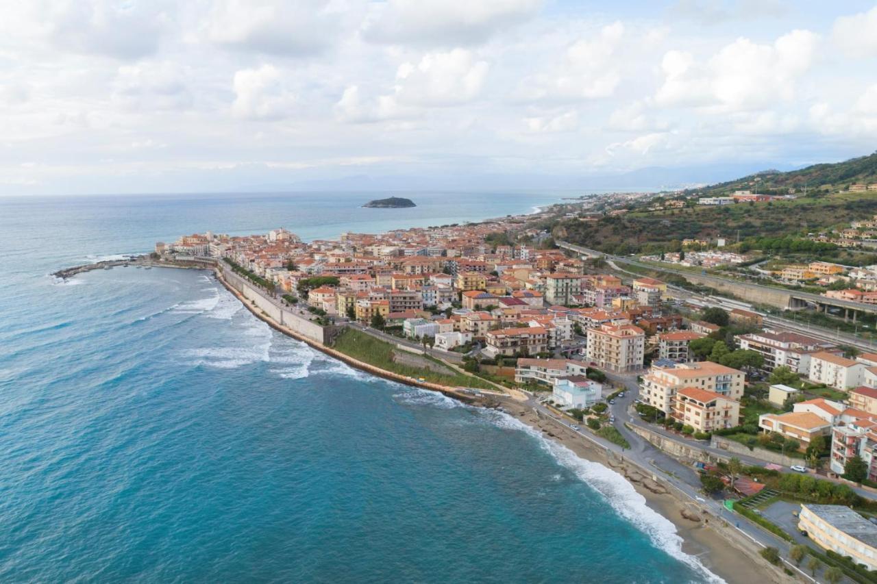 B&B Lungomare Diamante Buitenkant foto