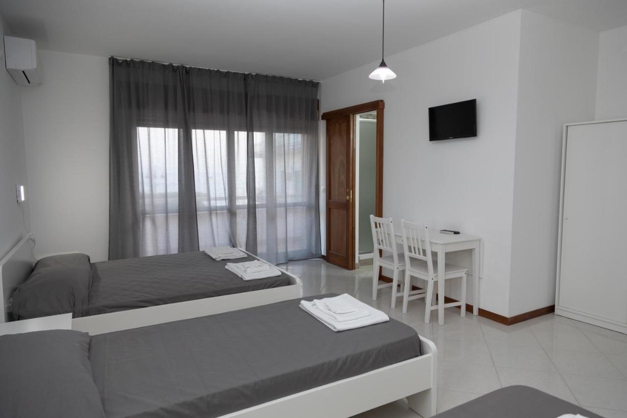B&B Lungomare Diamante Buitenkant foto